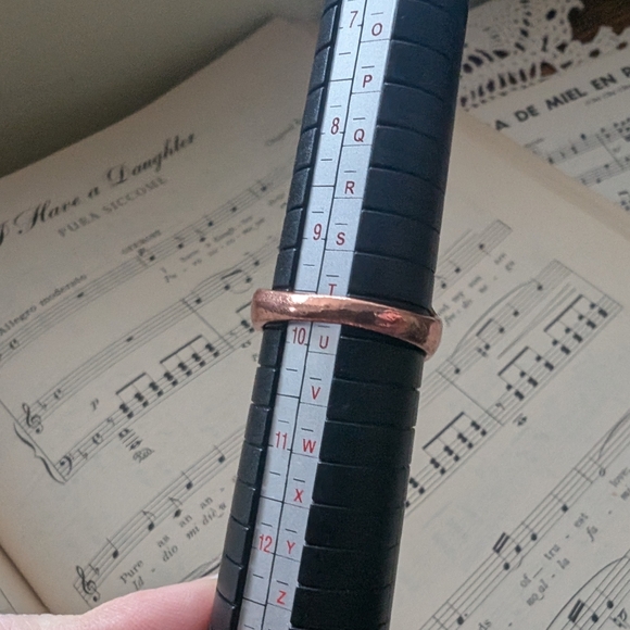 Red and Copper Women's Ring Size 10 - Picture 8 of 9